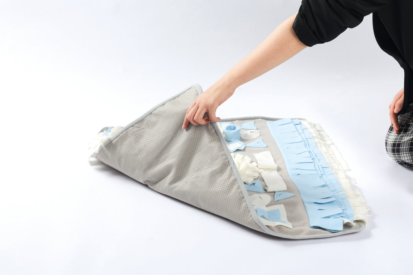 M-Pets Stratege Rectangle Sniffing Mat